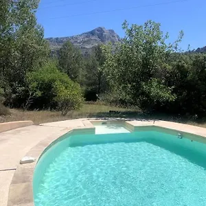 Maison A Aix En Provence Au Pied De La Sainte Victoire Villa